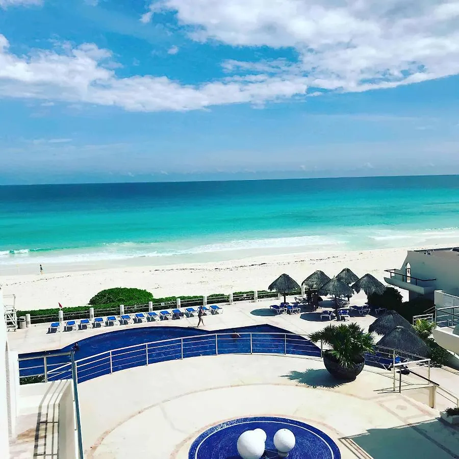 Cancun Hotel Zone, Beachfront 2 Bedroom Apartment - Prime Location 0*,